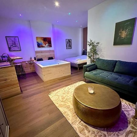 Colline, La Suite Cinema Spa Privee Nancy Buitenkant foto